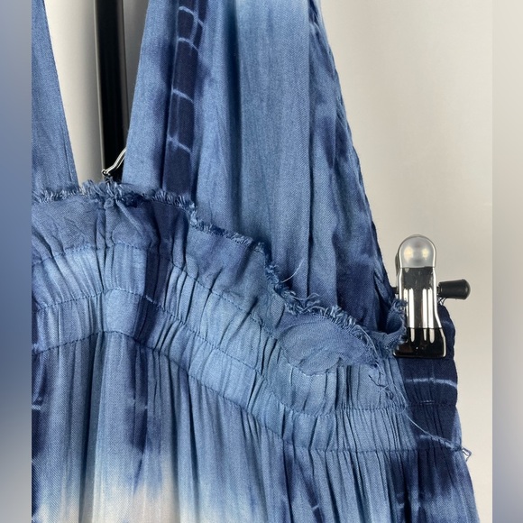 En Creme Blue White Tie Dye Triangle Bust Elastic Waist Rayon Maxi Halter‎ Dress - Picture 7 of 11